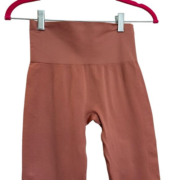 Set Active x Ouai Dusty Rose sz S NWOT - Picture 4 of 6